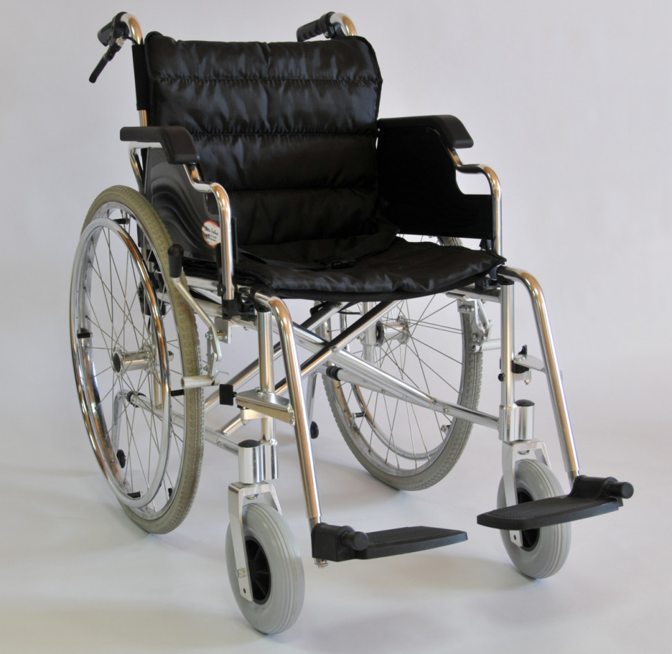 Кресло-коляска инвалидная механическая FS 908 LJ (46 см) колеса пневмо